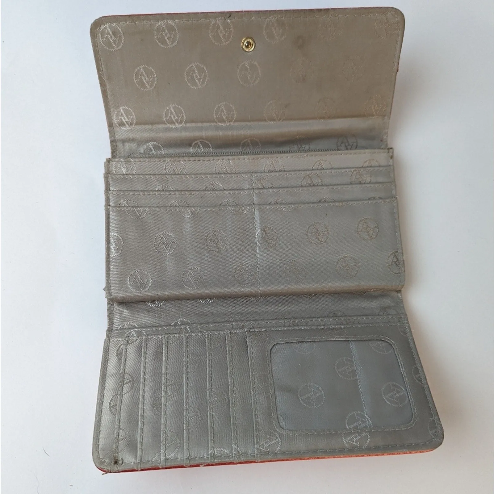 Adrienne Vittadini Pebbled Leather Wallet